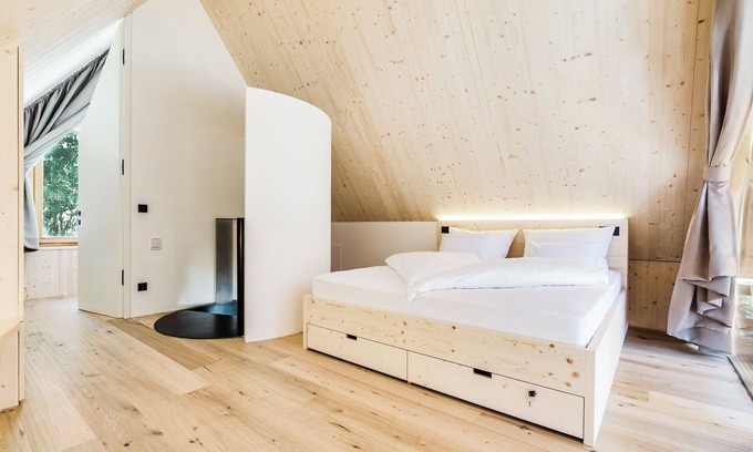 Maranza Apartment | Chalet 'Obomilla Enderegge' with Mountain View, Shared Garden and Wi-Fi