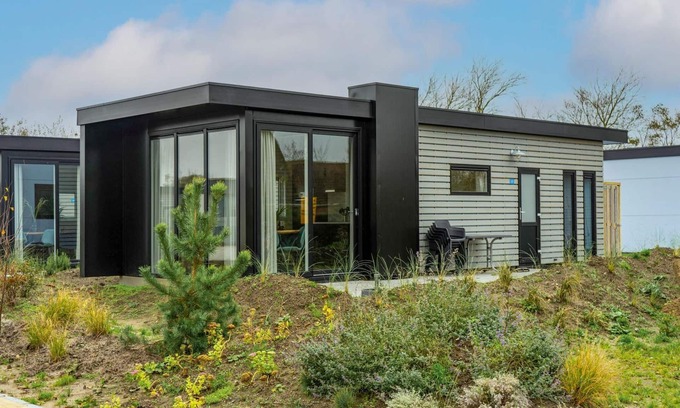Municipality of Texel Ski Chalet | Chalet on a holiday park 3.5 km from the beach