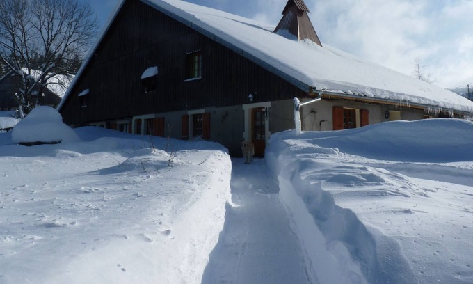 Hauterive-la-Fresse Apartment | Chalet or gites in a Comtoise farm in the commune of Hauterive la Fresse