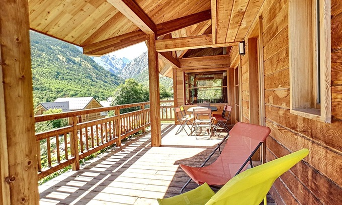 Vallouise-Pelvoux Ski Chalet | Chalet Orchis Vanille - Magnificent chalet close to the Pelvoux slopes