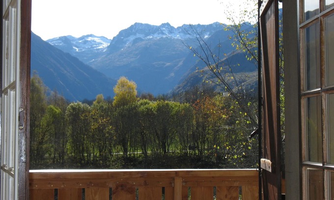 Garin Ski Chalet | Chalet Pyrenean 12 pers 200 m2 near Peyragudes and hiking trails GR10