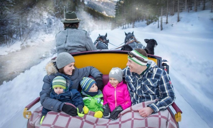 Weisspriach Bed & Breakfast | Chalet rest time 4 bedroom sauna in the house - Chalet village Fanningberg