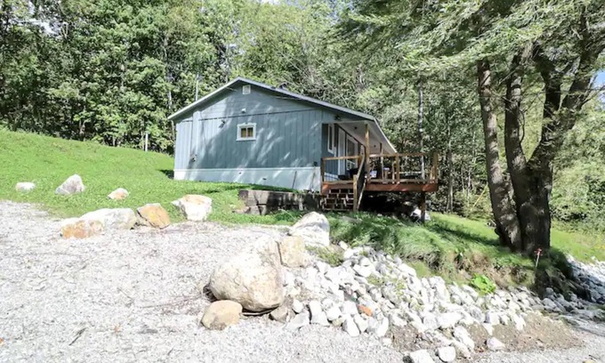Northfield Ski Chalet | Chalet Rustique Avec Poêle au Bois Face au lac