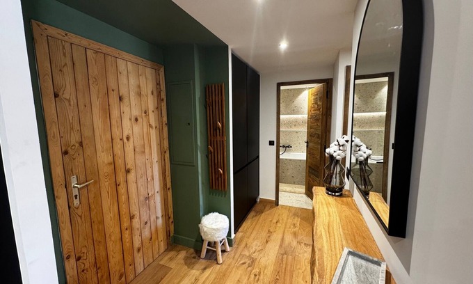 Demi-Quartier Apartment | Chalet Sassy Evasion cocooning + Garden + BOX