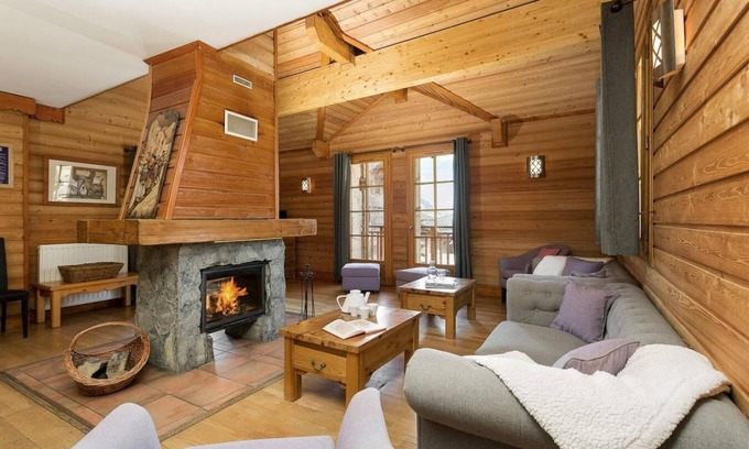 Bergers Ski Chalet | Chalet, ski-in/ski-out & foot of the slopes, terrace, balcony, fireplace or stove, parking, tv