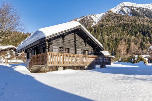 Argentiere Ski Chalet | Chalet Spouter Happy Rentals