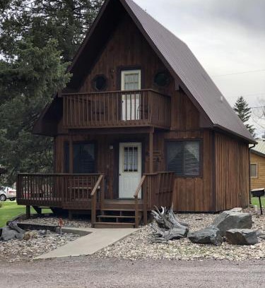 Hill City Ski Chalet | Chalet