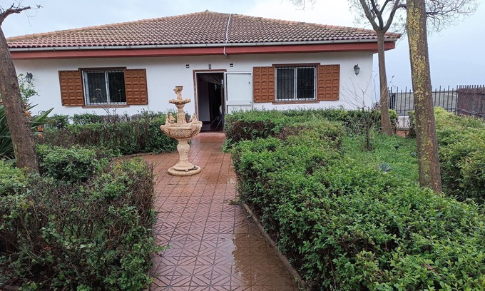 Lanjaron House | Chalet Venta del Aire Cortijo Terrón, ideal for families and groups, capacity 15 people