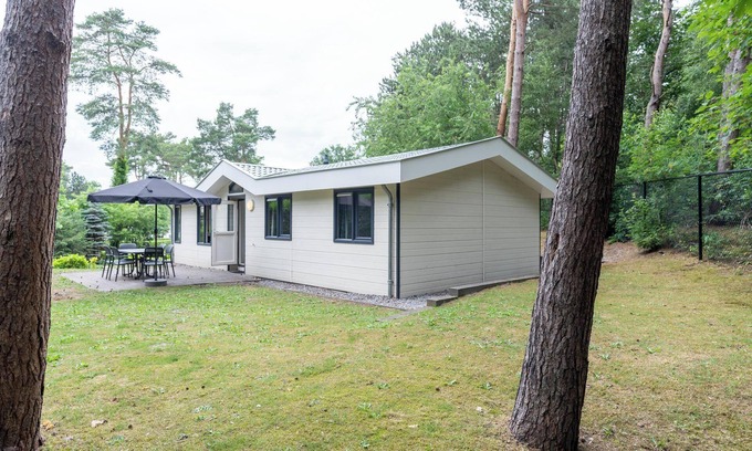 Langeberg House | Chalet with 3 bedrooms and furnished garden near Brunssummerheide