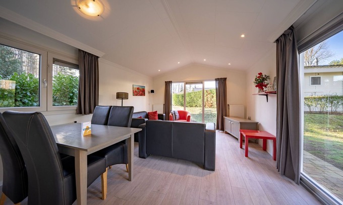 Langeberg Ski Chalet | Chalet with garden, near Brunssummerheide