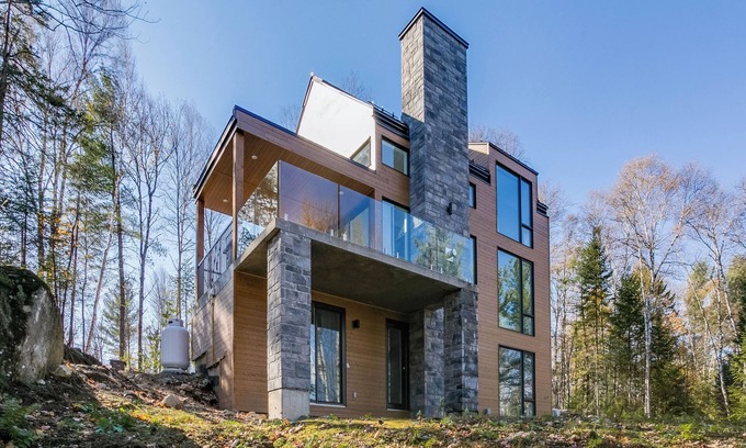 Morin Heights Ski Chalet | Chalet with spa; Allen Falls