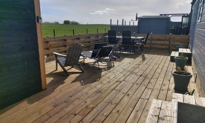 Westerland Ski Chalet | Chalet "Zeebries" with a view of the countryside