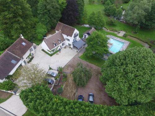 Faverelles Bed & Breakfast | Chambre cosy dans un moulin rénové, cadre champêtre avec piscine, idéal pour nature et randonnées - FR-1-590-283