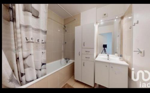 Trappes House | chambre d'ami chez Raissa