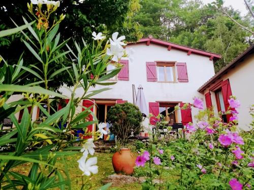Ferrieres sur Ariege Bed & Breakfast | Chambre d'hôte La Houlette