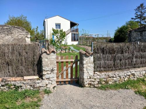 Longeville-sur-Mer Bed & Breakfast | Chambre d'hôte avec salle de bain cosy au coeur du marais de Longeville-sur-mer