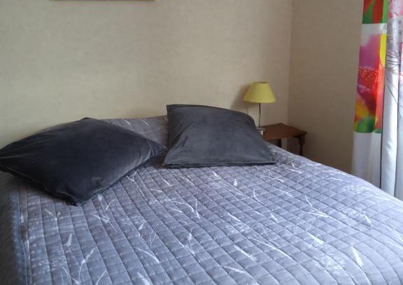 Montmuzard Bed & Breakfast | Chambre d'hôtes dans Résidence