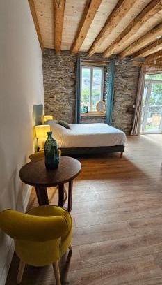 Antignac Bed & Breakfast | Chambre d'hôtes de charme L'Evasida Les Échappées Belles