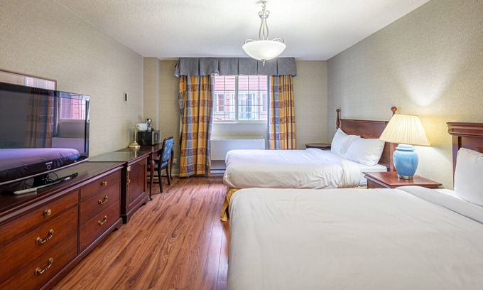 Saint-Sauveur House | Chambre d'hotel le Cadillac 2 lits queen