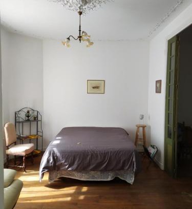 Airvault House | Chambre dans une maison bourgeoise 3