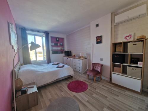 Rieux-Minervois Bed & Breakfast | Chambre double l'escapade colorée