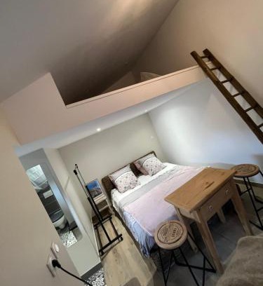 Brie-et-Angonnes Bed & Breakfast | Chambre Folle Avoine