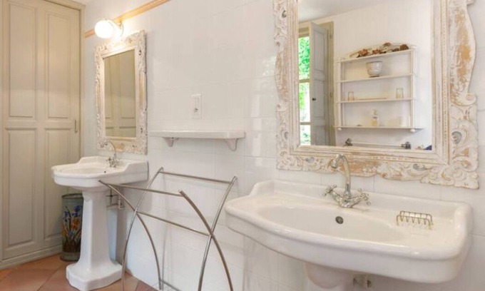 Villeneuve-les-Avignon House | Chambre D Hotes Magnifique 20m2 Petits Dejeuners Comprix