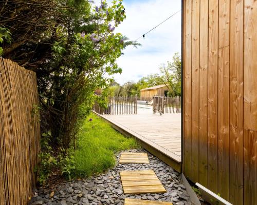 Merignac Bed & Breakfast | Chambres d'hôtes avec jacuzzi privatif uniquement pour le studio