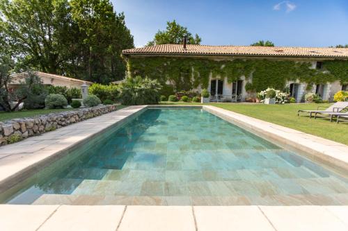 Le Taillan-Medoc Bed & Breakfast | Chambres d'hôtes Domaine de Ginouilhac