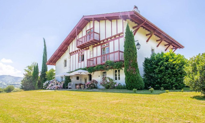 Espelette Bed & Breakfast | Chambres d'Hôtes Irazabala
