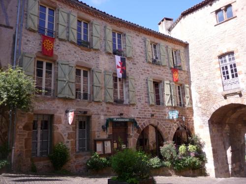 Cordes-sur-Ciel Bed & Breakfast | Chambres d'hôtes l'Escuelle des Chevaliers