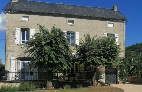 Figeac Bed & Breakfast | Chambres d'hôtes les 2 tilleuls