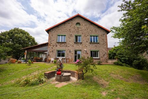 Arthes Bed & Breakfast | Chambres et table d'hôtes Le Pontet