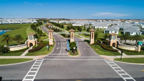 Downtown Orlando House | Champions Gate 6BR Private Theater Games Pool Spa