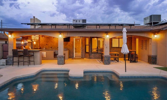 Deer Valley House | Champions Oasis: Near the Staduim w/Pool & Grill