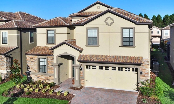 Davenport House | ChampionsGate, 9 Bed Luxury Spacious Villa, Sleeps 30+2, West Facing Pool & Spa