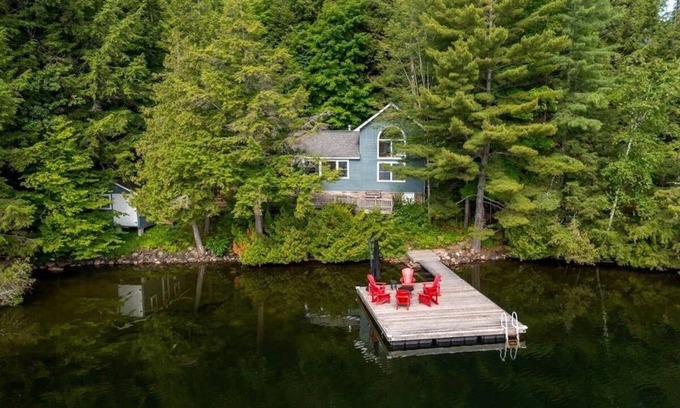 North Kawartha Cottage | Chandos Lake Waterside Retreat