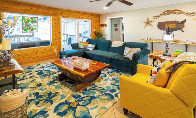 Johnson City House | Changes In Attitudes – Hot Tub | Game Room