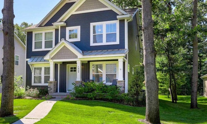 Holland House | Chapel Point