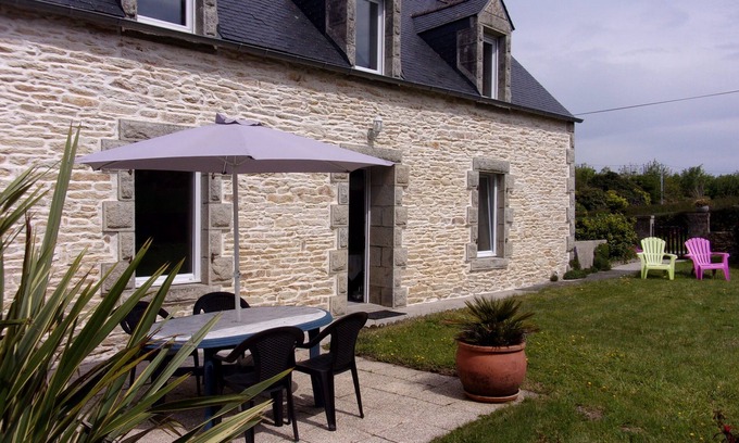 Plogastel-Saint-Germain House | Character house in the countryside between town and sea