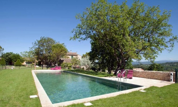 Goult Cottage | Character house