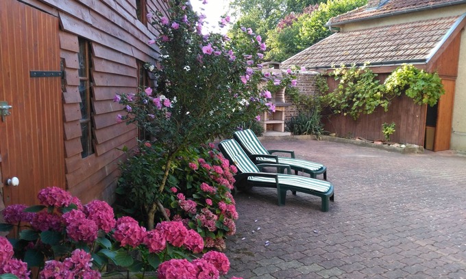Brecy-Brieres House | Character house in Argonne for rent with family or friends.