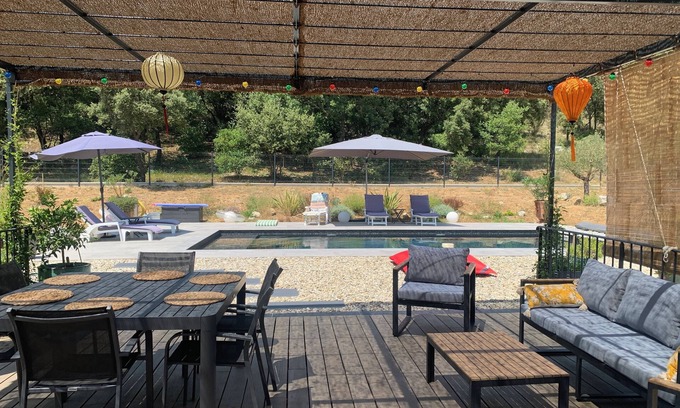 Argelliers House | Character house with swimming pool on a large, relaxing and peaceful site