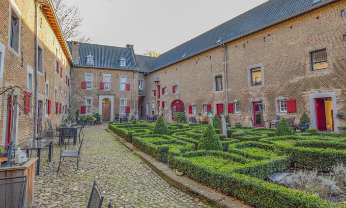 Mesch Apartment | Characterful, cozy apartment near border triangle