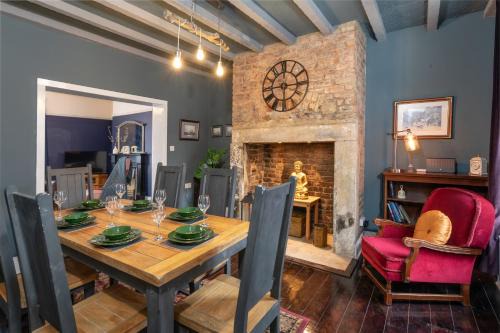 Stanley Apartment | Characterful Terrace Retreat in County Durham - Sleeps 6
