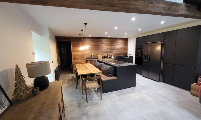 Gavarnie-Gedre House | Characteristic barn, just renovated for your pleasure