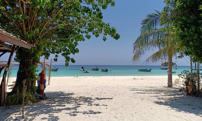 Satun Hotel | Chareena Beachside