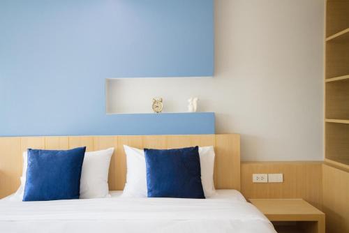 Noen Phra Apartment | Charisma Residence