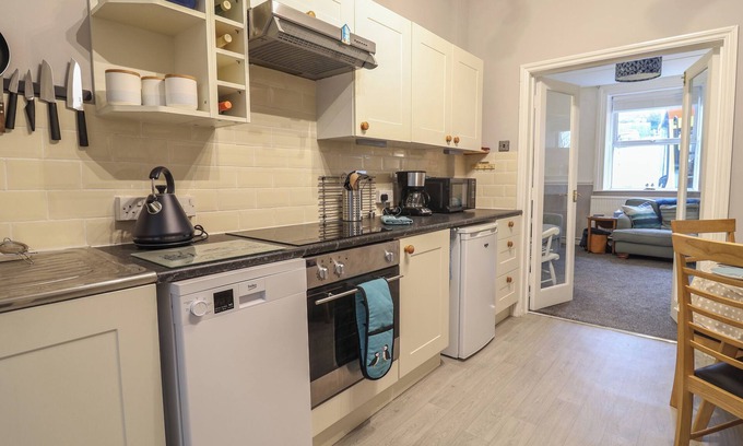 Charmouth Cottage | Charleston Cottage
