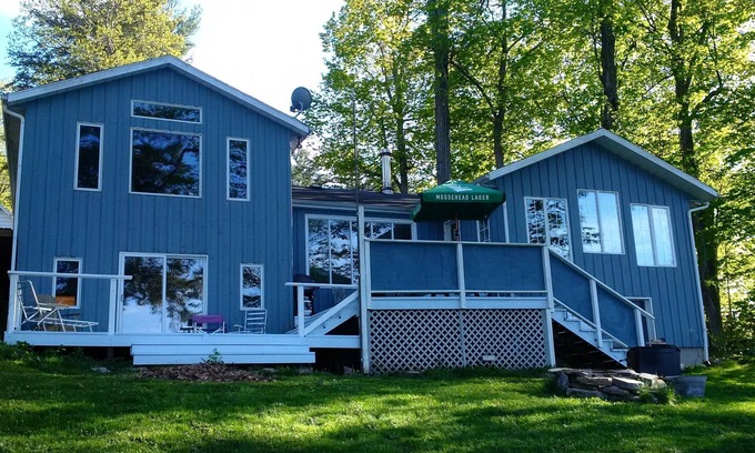 Leeds and the Thousand Islands Apartment | Charleston Lake Blue Heron